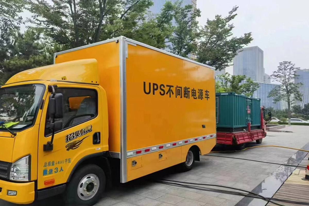 芒市发电机租赁施工现场